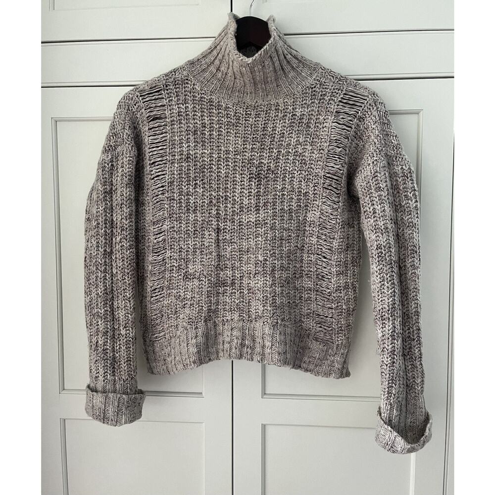 Express chunky knit mock neck sweater Woman’s Sz. XS wool blend
